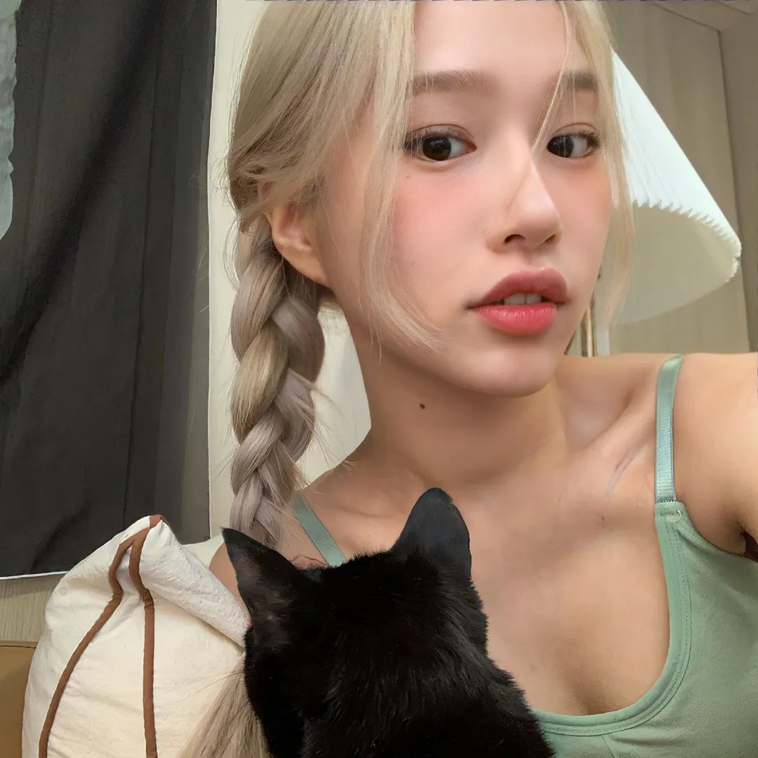 房间里的成年人